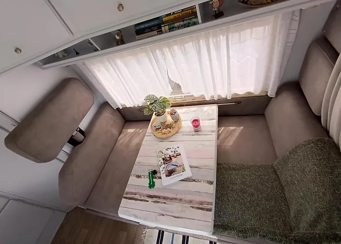 Adventure-wohnmobil Ξενοδοχείο *